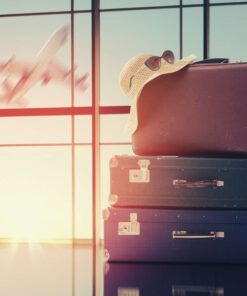 תיקים ומזוודות